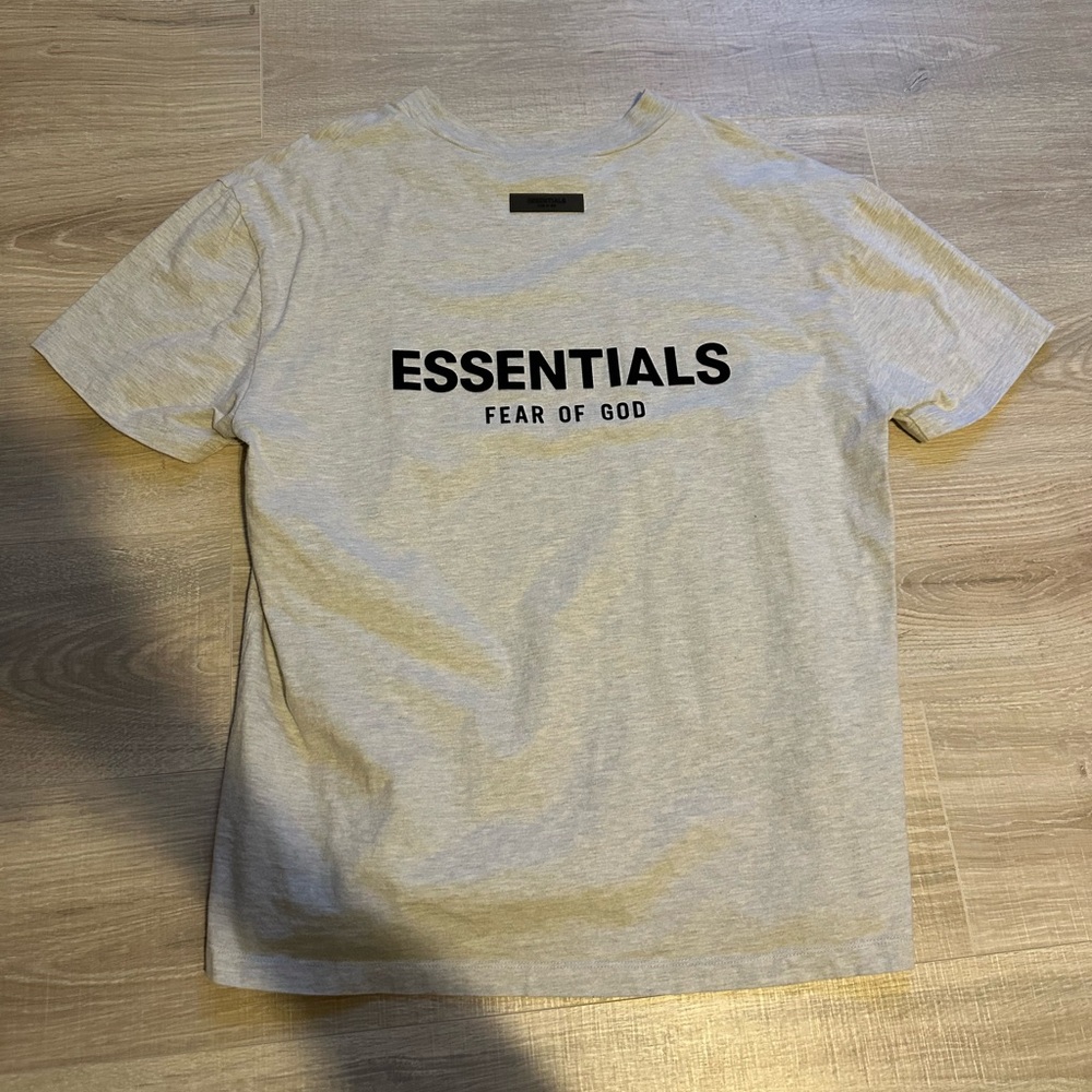 Fear of God Essentials Tee 'Light Oatmeal' - Picture 2 of 3